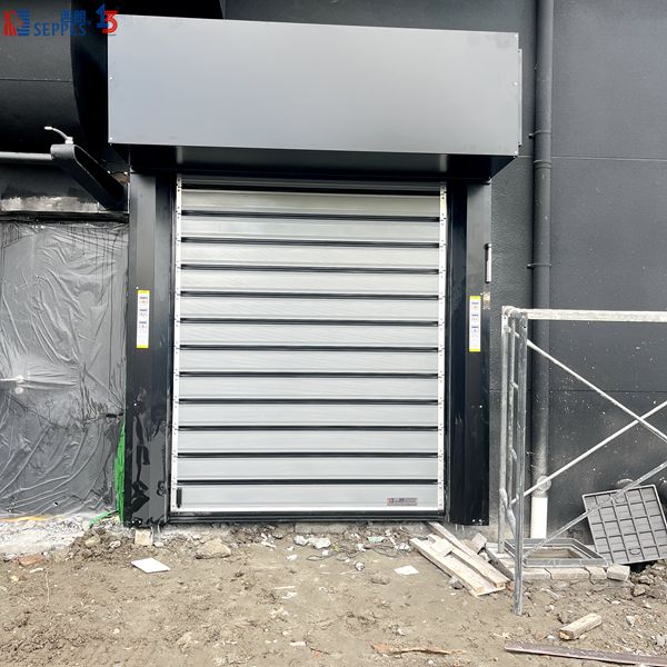 硬质快速门框架颜色个性化定制：让门体与化妆品车间色调协调