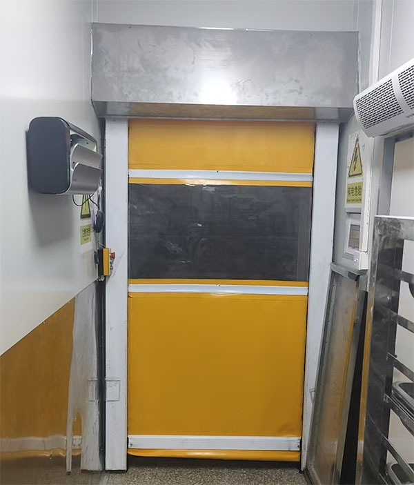 客户安装的其他家劣质快速门