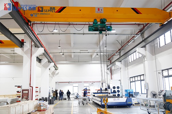 西朗门业工业门制作设备