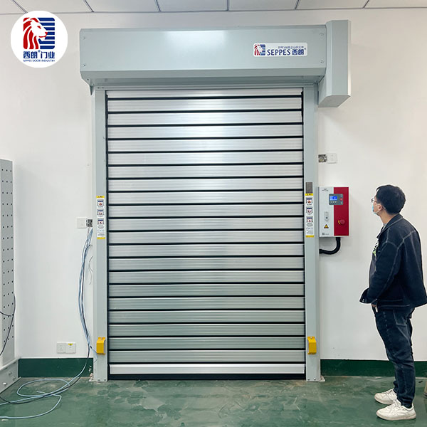 江苏和瑞智能科技安装西朗品牌快速门